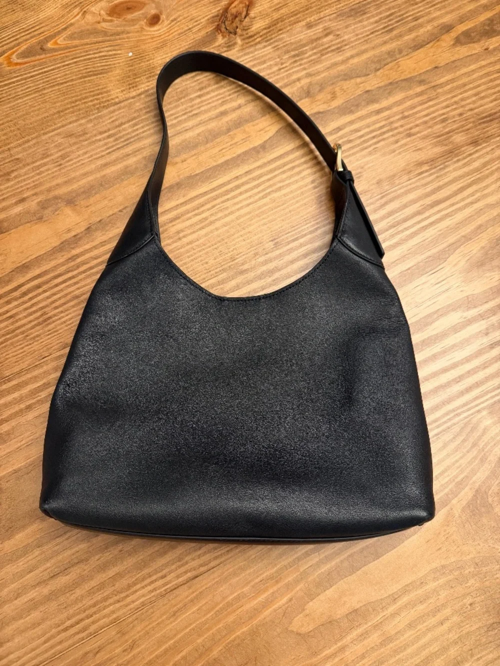 Genuine Leather Purse from Quince like new